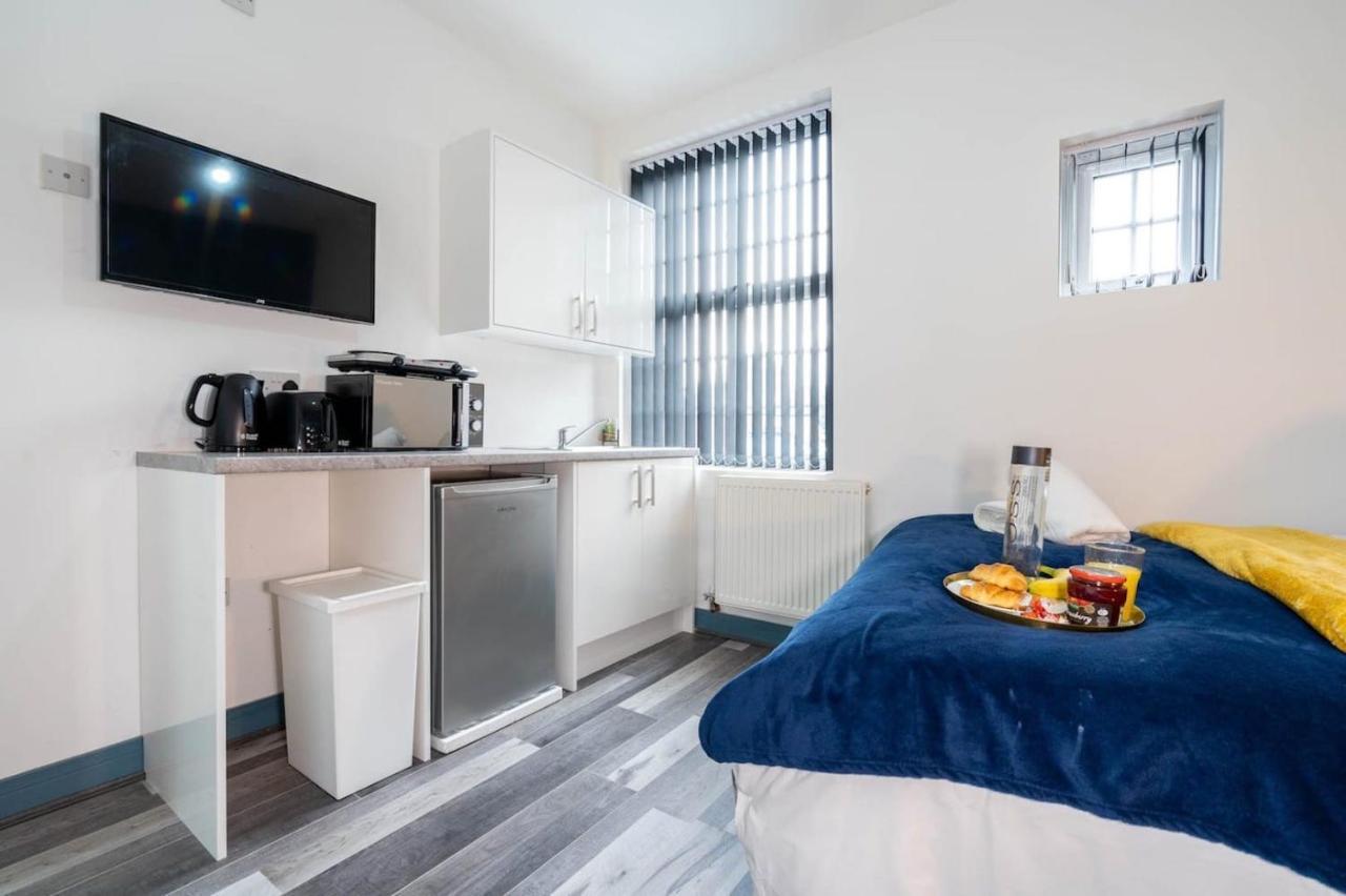 Comfy, Modern Studio With Netflix Apartman Birmingham Kültér fotó